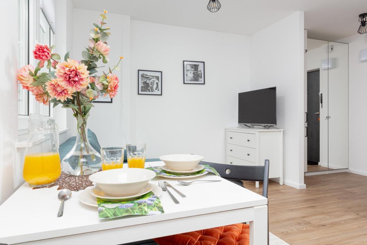 Studio Apartment Ochota Siemieńskiego by Renters Warszawa Zewnętrze zdjęcie